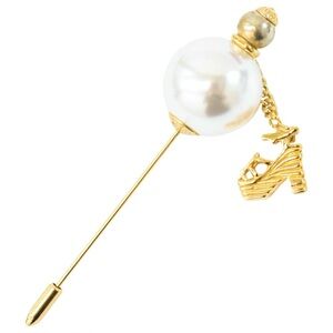 Vintage Salvatore Ferragamo gold-tone stick lapel pin / brooch 👠